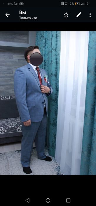 Продам серый костюм