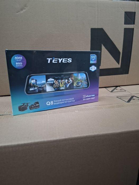 Teyes videoregistrator Q8