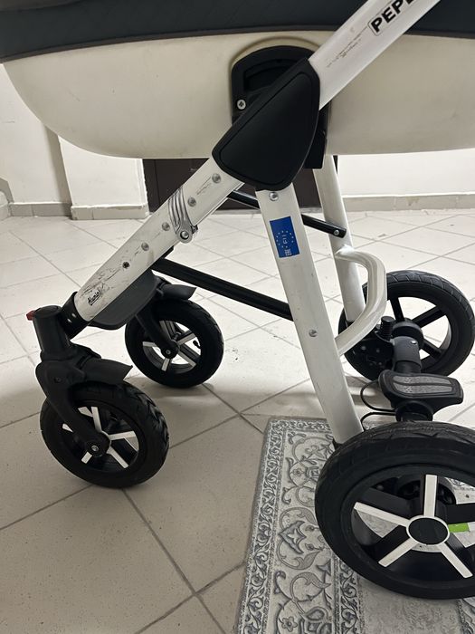 Детская коляска. В отличном состояние