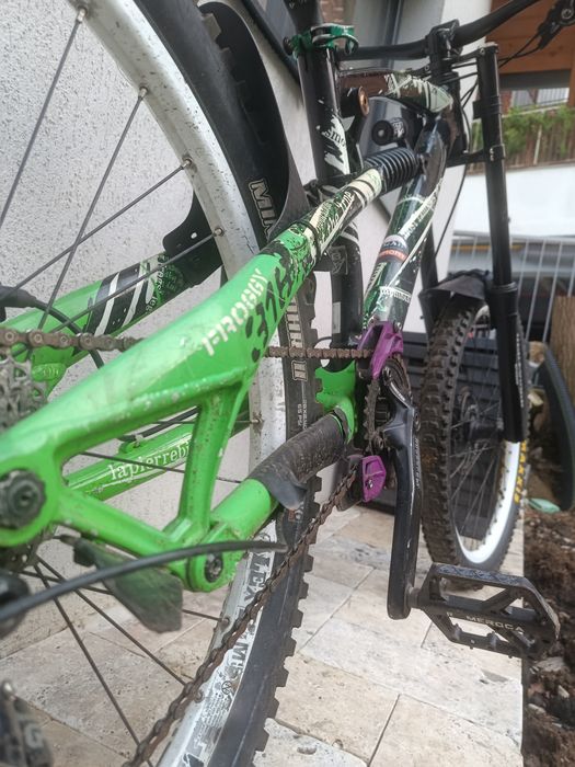 Bicicleta downhill 2014