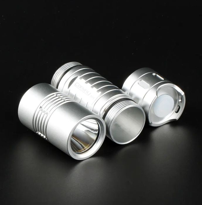 Универсальный фонарик