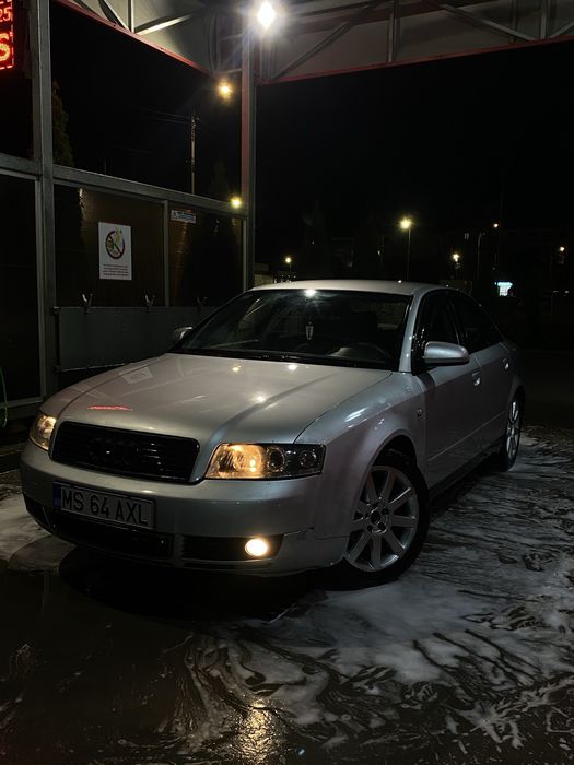 Vand Audi A4 b6 motor de 1.9