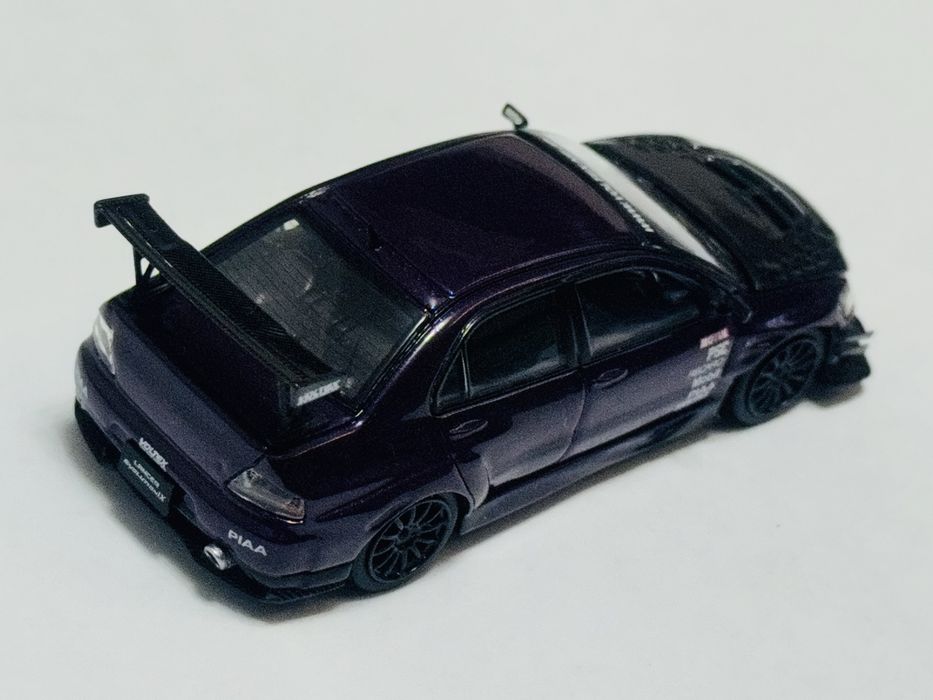 Коллекционные модели 1/64