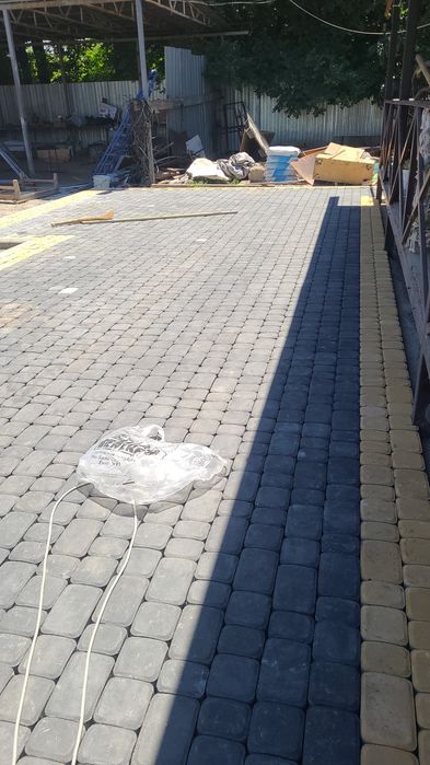 Укладка брусчатки