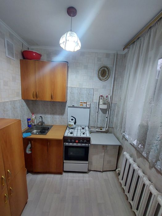 Продам 2 ух.комн кв район Рахмета