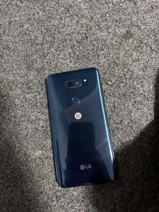 LG V30 plus 128/6 gb