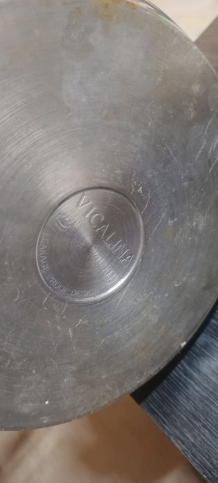 Продам чайники и сковороду
