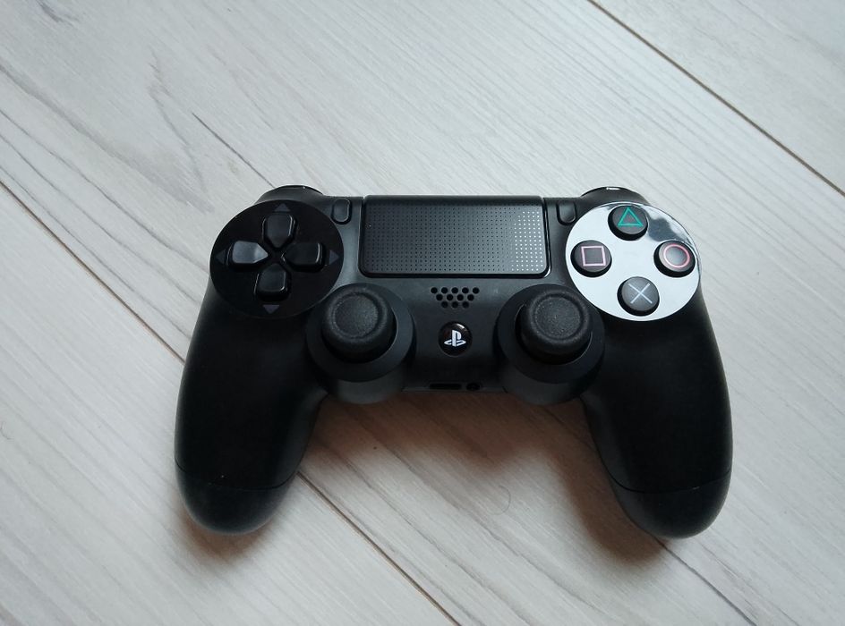 Playstation 4 Slim ps4