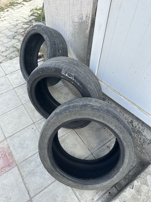 Шины 245/40/R19 исключительно для запаски