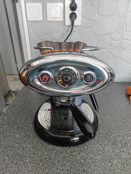Кафе машини Illy X7.1