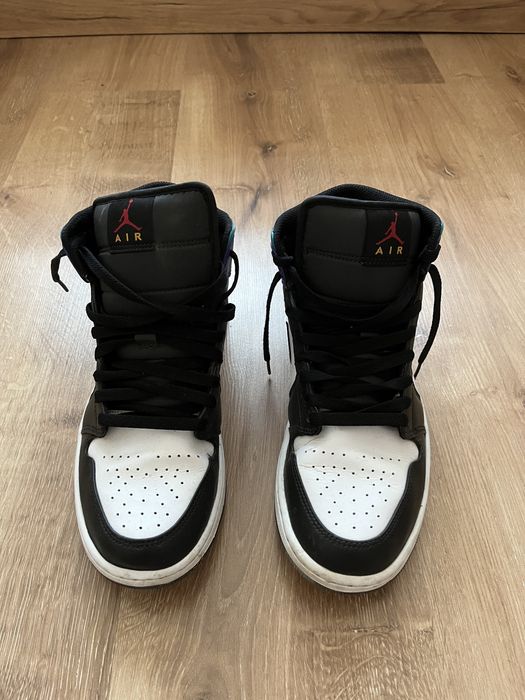 Nike jordan обувки