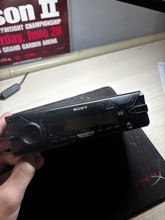 Магнитофон Sony.