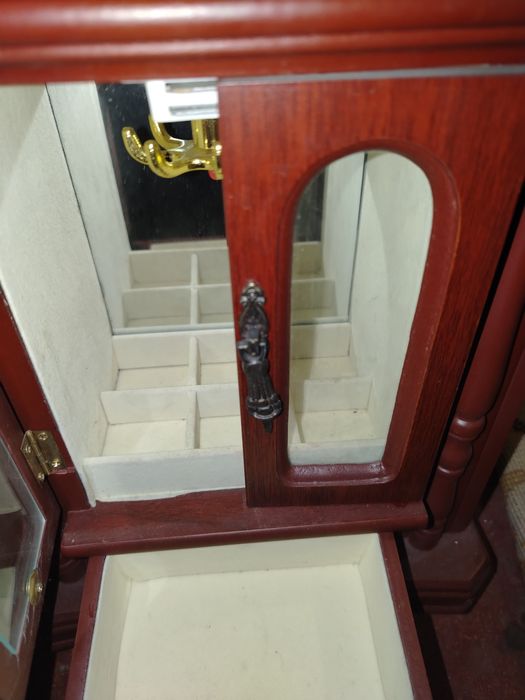 Красивая шкатулка