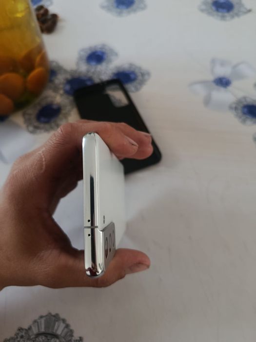 Samsung S21   128 гб