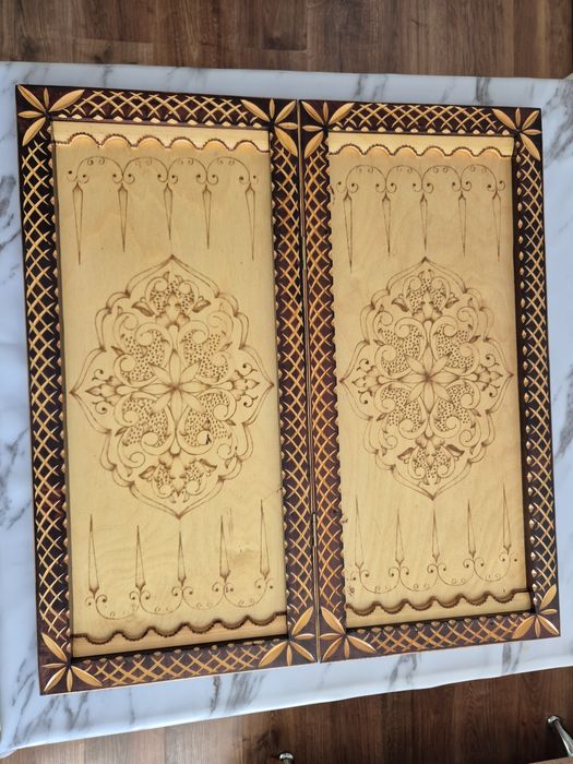 Продам нарды резные.