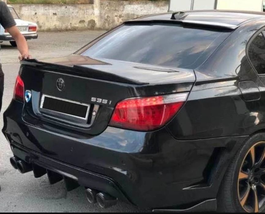 Eleron lip codita portbagaj BMW E60 model PSM High Kick
