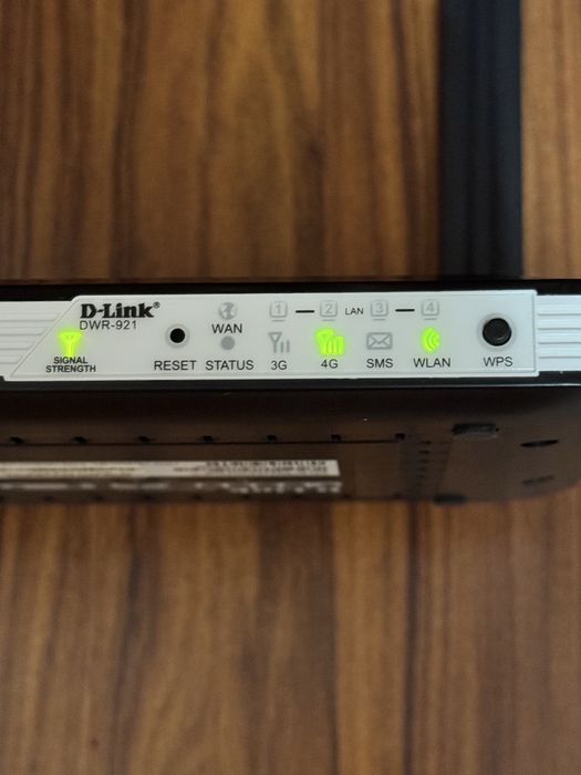 Router Wireless D-link DWR-921 cu slot SIM card, LTE 4G