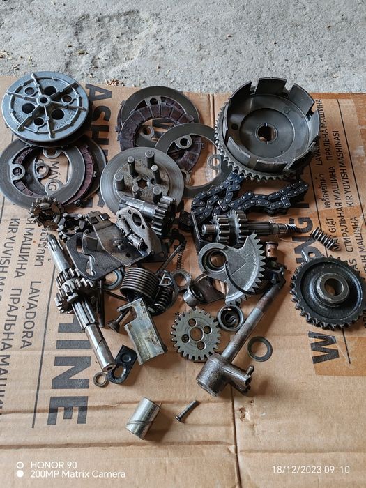 Продам запчасти Ява 634-638