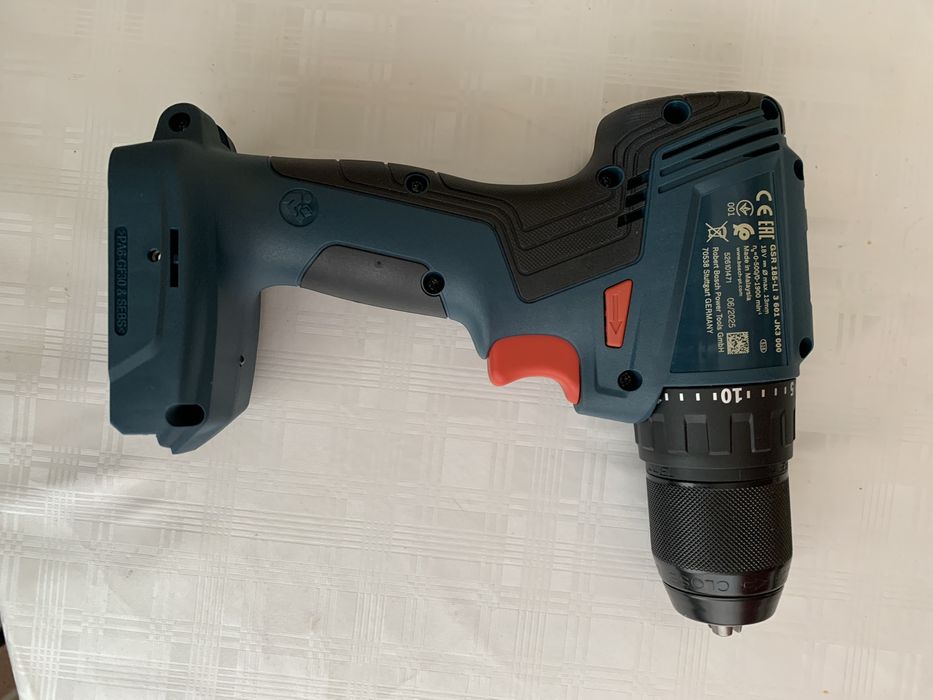 Bosch GSR 185 LI . Bormasina gsr 185 LI