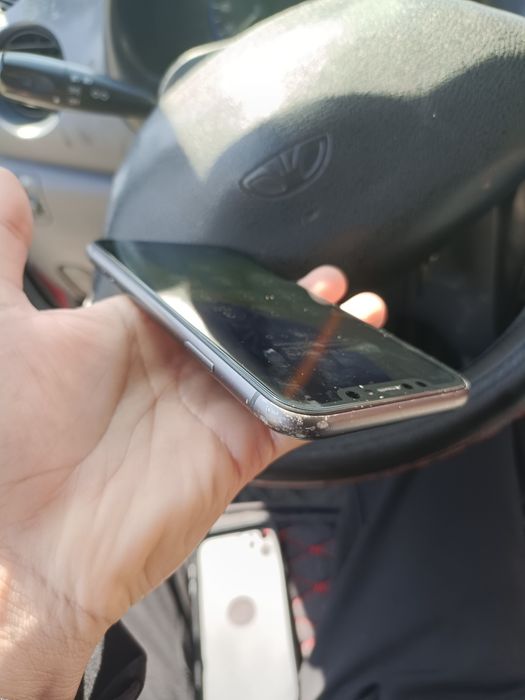 Айфон 11 128г фейс рабочи