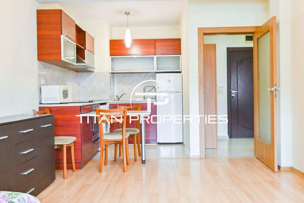 Двустаен, под наем, ж.к Изток