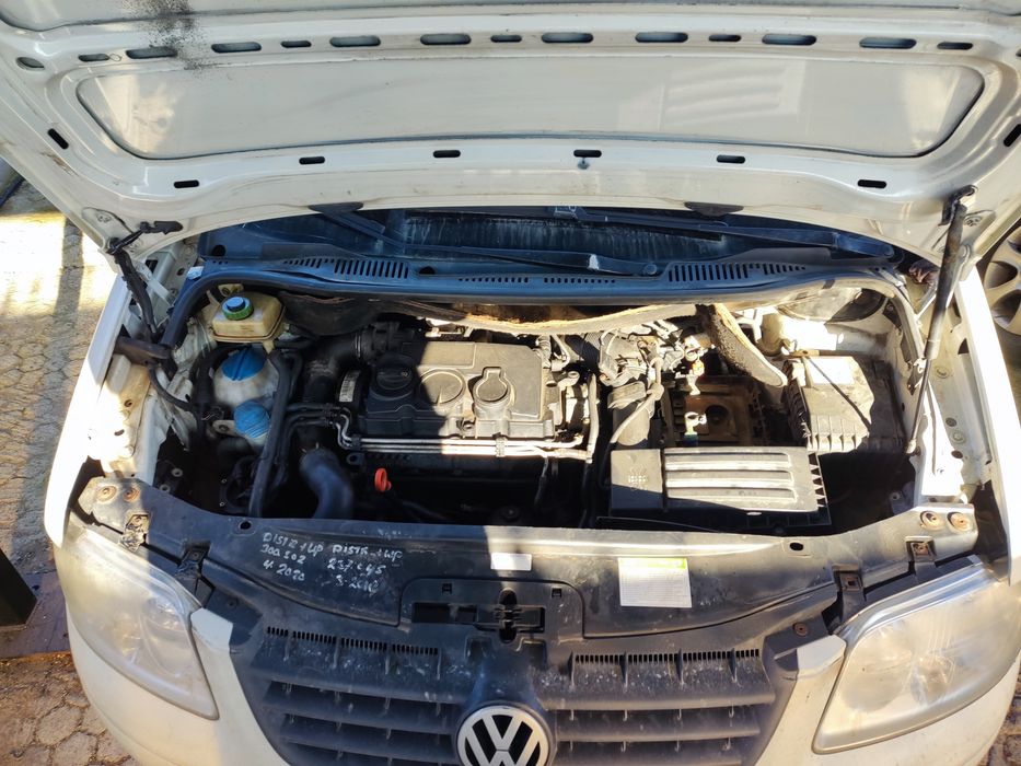 Caddy  Touran  passat  motor BLS 1896  cutie cauciucuri