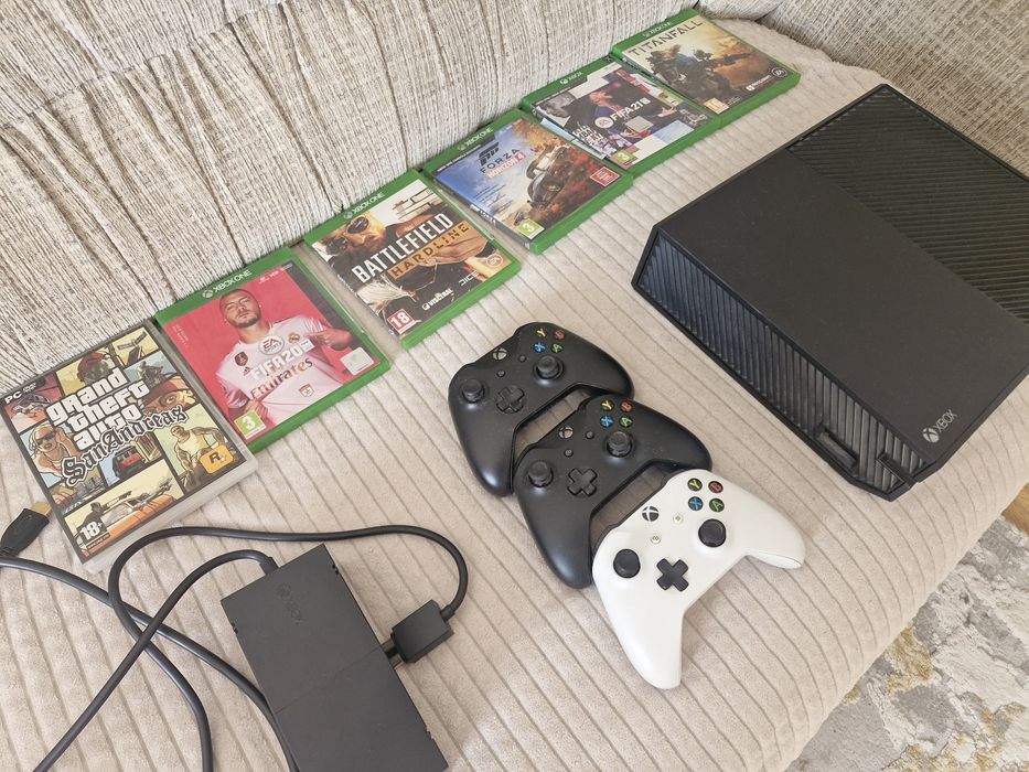 Xbox One 1TB+jocuri