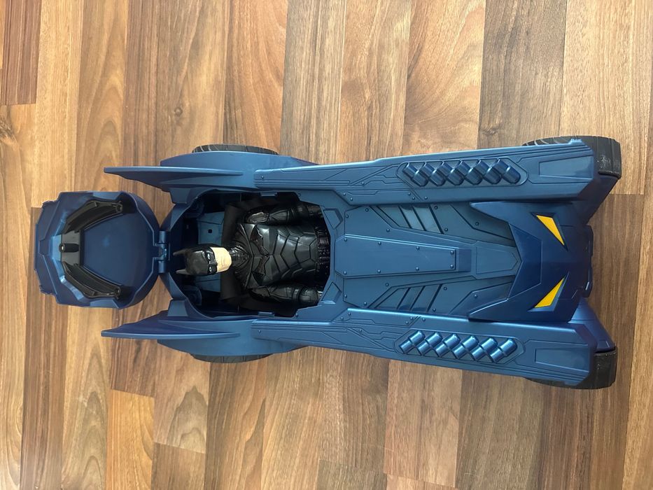 Батмобил и фигура Батман 30см Batman & Batmobile