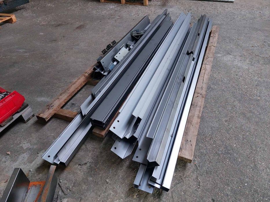 Метална конструкция за контейнер гараж навес сглобяема къща павилион