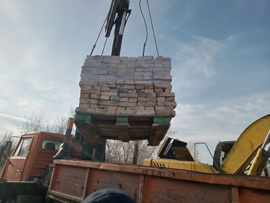 Кирпич красный б.у: 55 тг. - Кирпич рядовой Караганда на Olx