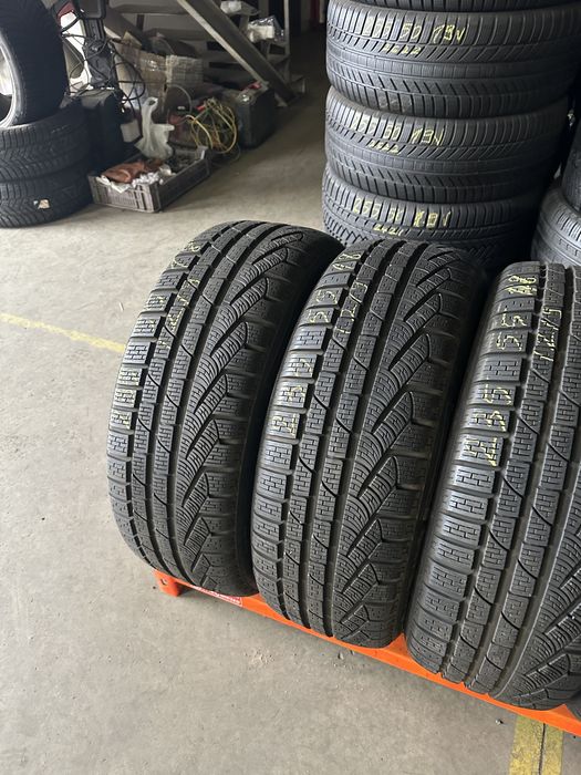 Anvelope Iarna 235/55/18 Pirelli Sottozero 2 Winter 235 55 18 R18