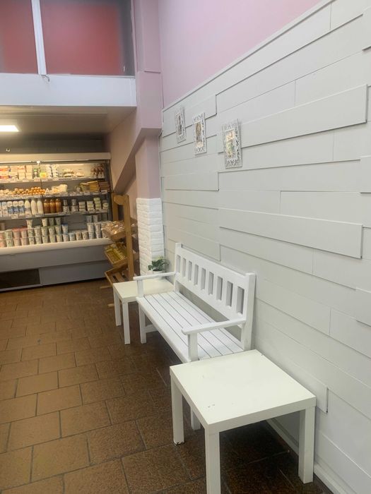 Дава се под наем Магазин в София, Център - 100 кв.м за 1250 € - Снимка #1