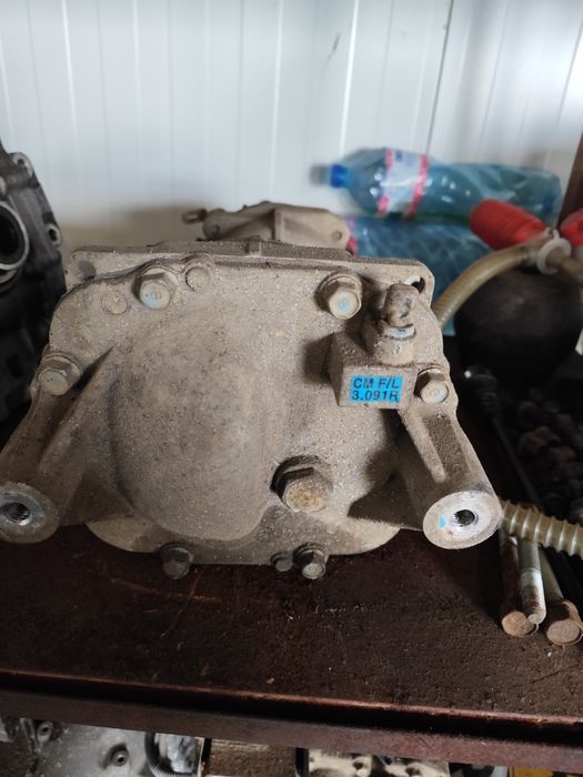 Заден диференциал -Hyundai Santa fe 197кс
Имаме на 113кс
Имаме и на 19