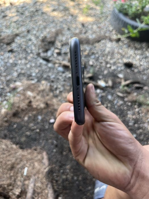 Айфон 11 128 гб акб 75