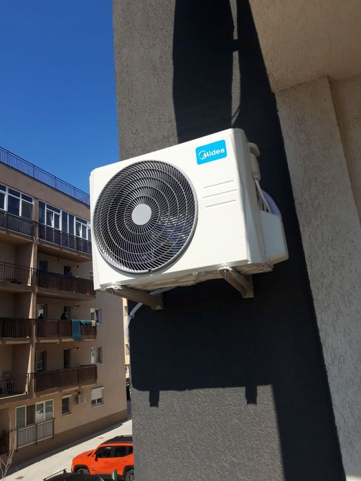 Montaj Aer Condiționat, Reparații, Service și Încărcare Freon