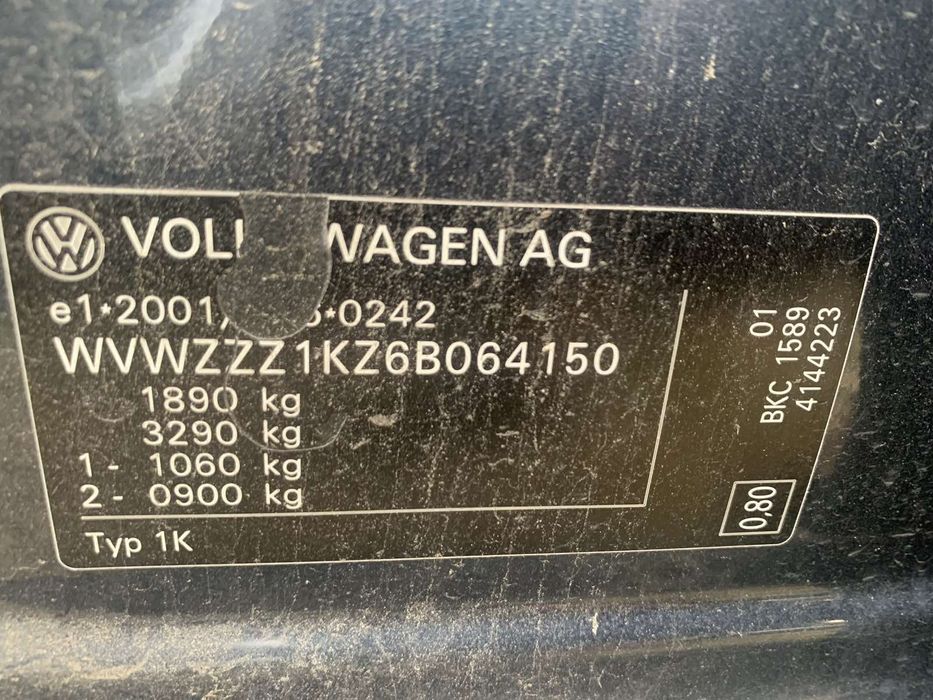 Фолксваген Голф 5 1.9 тди 105 коня  2007 год  код на мотора BKC