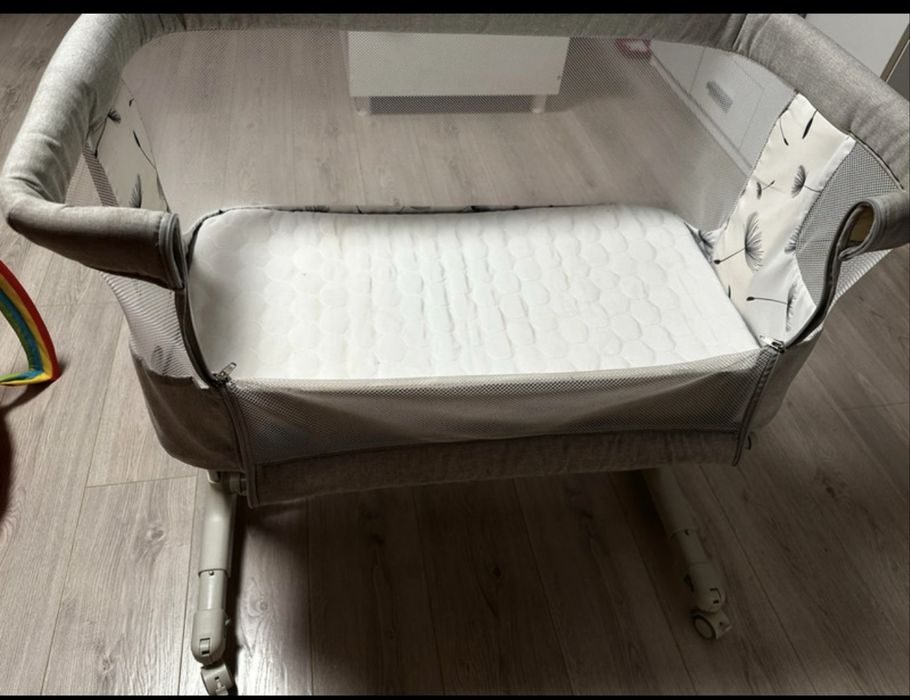 Co sleeper/ patut bebe