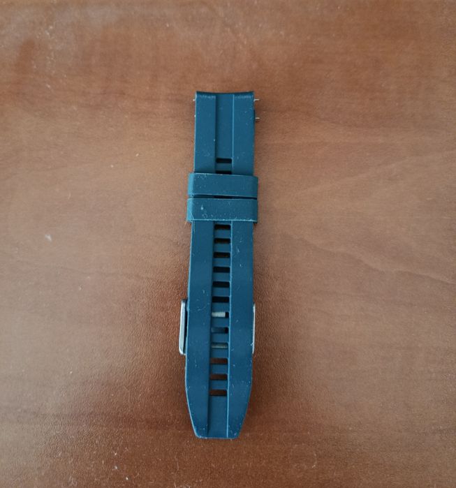 Нови червена и зелена силиконови каишки 22 мм за часовник