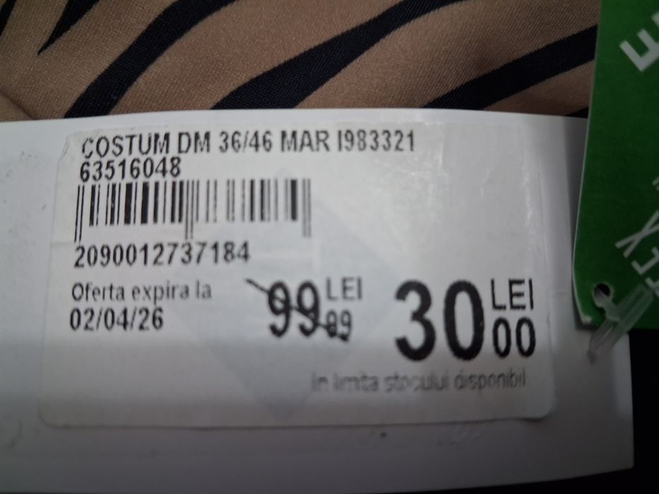 Costum baie 38 , nou