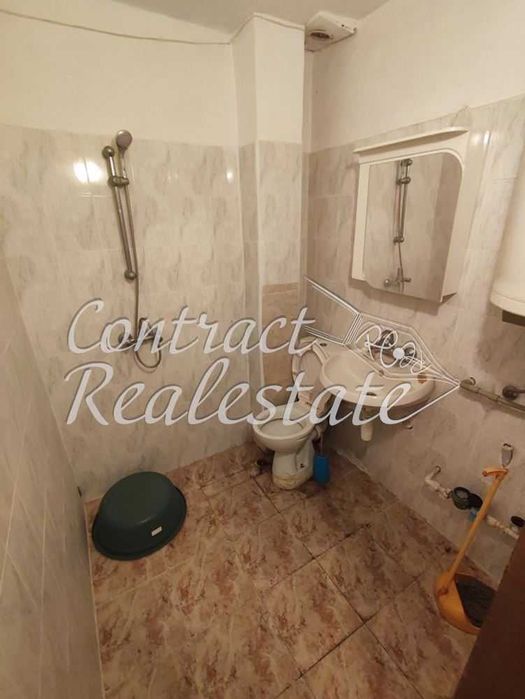 Дава се под наем Двустаен апартамент в Варна, Център - 50 кв.м за 280.5 € - Снимка #2