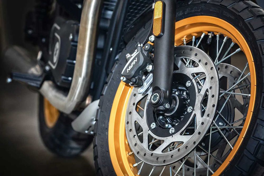 ТОП ОФЕРТА Мотоциклет Мотор Brixton CROMWELL 1200 X  0км.NEW