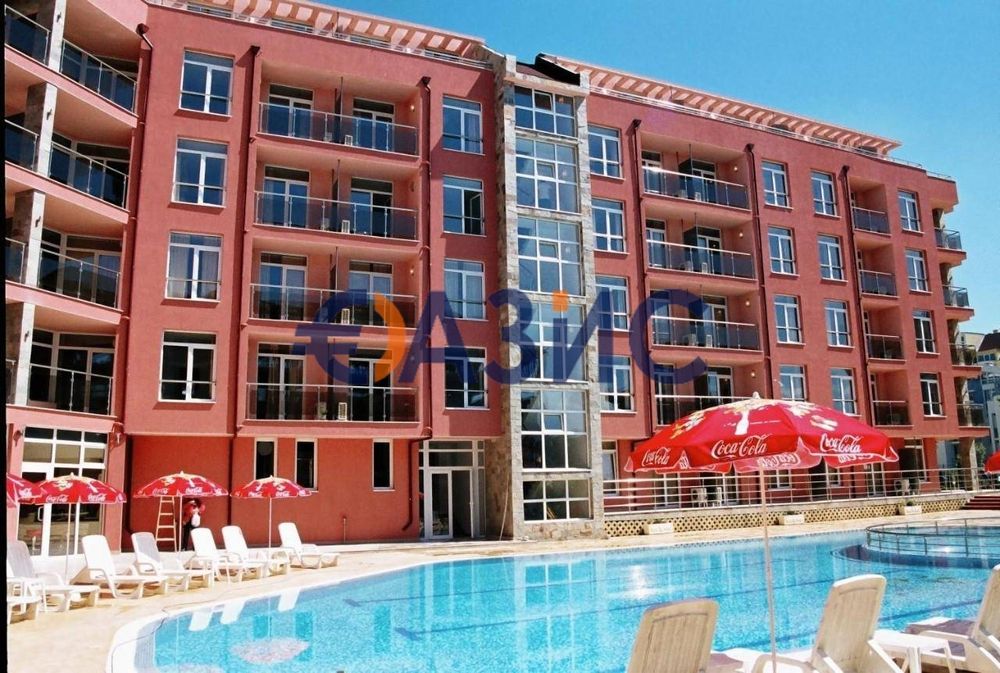Продава се Едностаен апартамент в к.к. Слънчев бряг - 37 кв.м за 1230 €/кв.м - Снимка #1