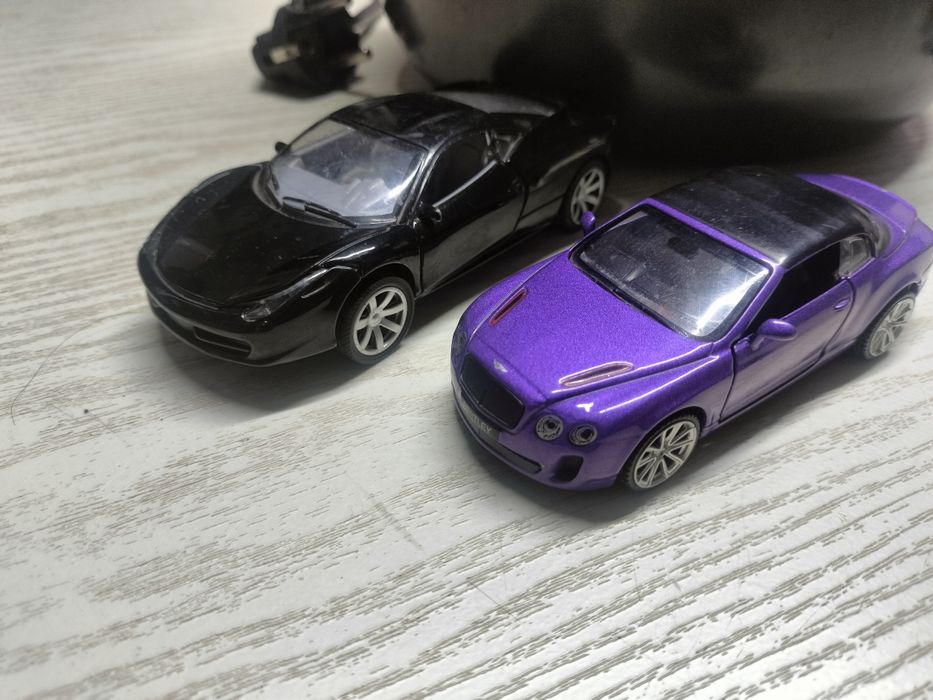 Продам игрушечные машинки