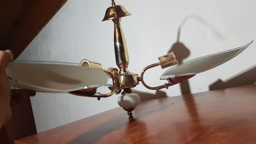 Sotiladi:2ta klassik lustra