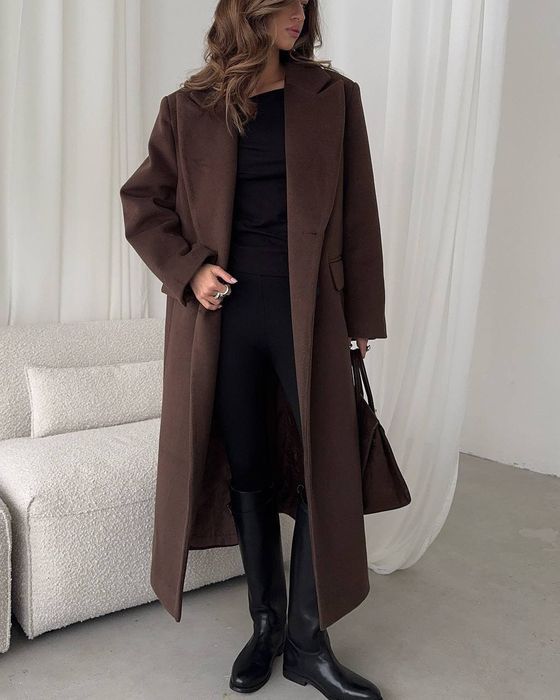 Palto yangi kiyilmagan etketka bilan