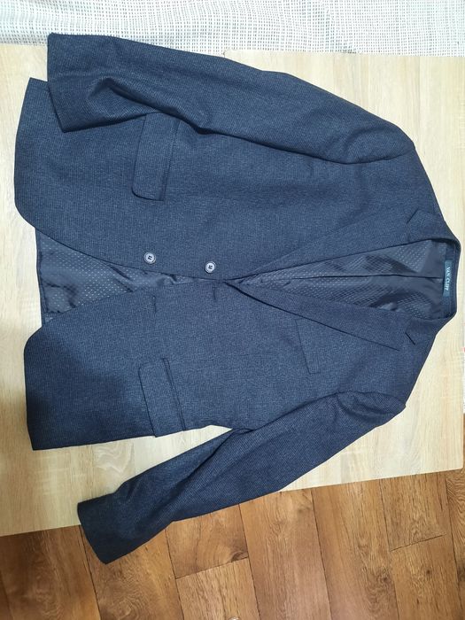 Мужской пиджак отличный