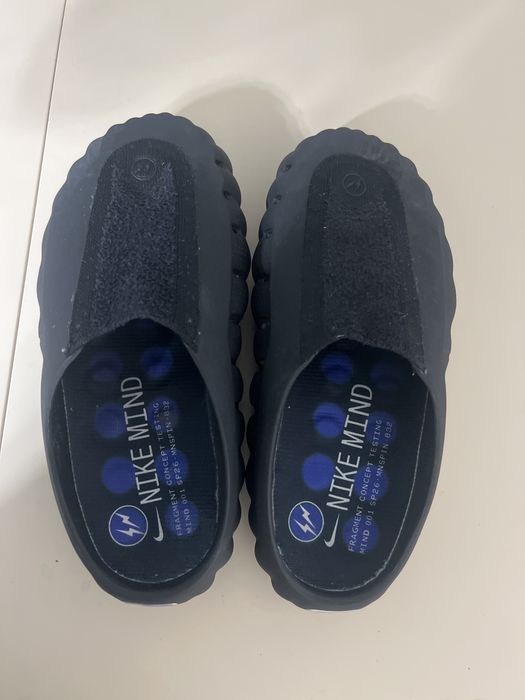 Продаю Nike Mind 001