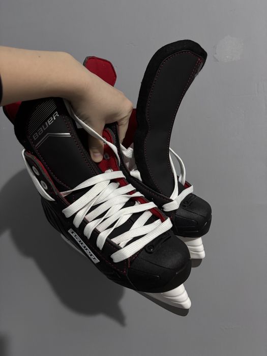 Хоккейные коньки bauer ns