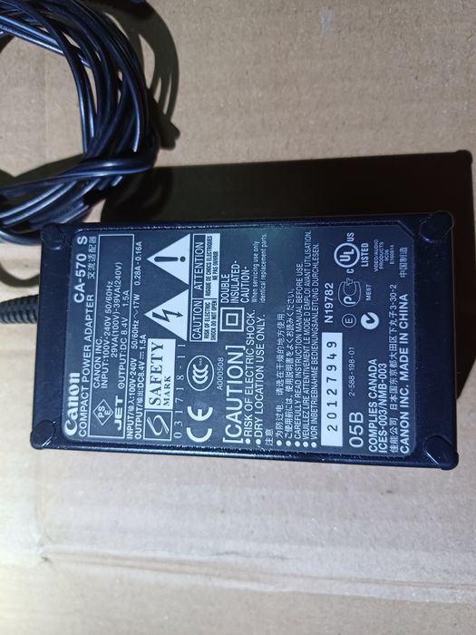 Incarcator alimentator Canon 8,4v 1,5A CA-570 S
Este testat

#7