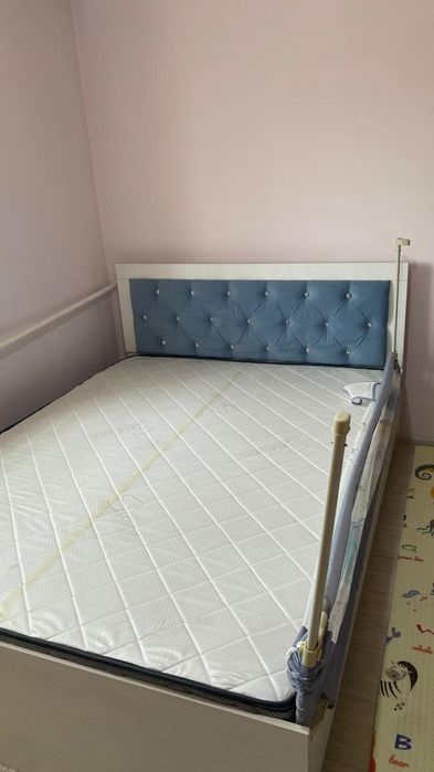 срочно продается спальный кровать